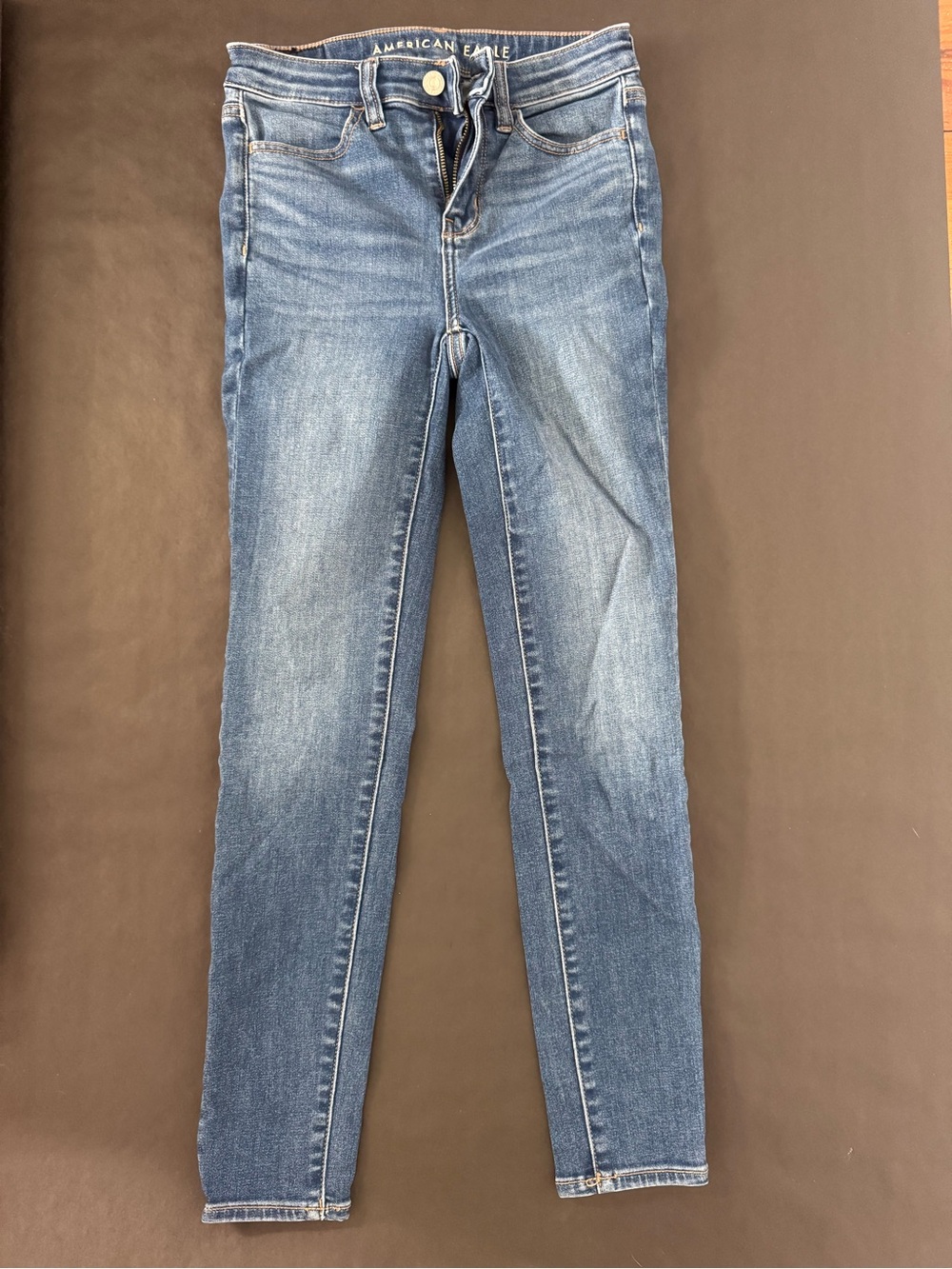 American Eagle Outfitters Women's Skinny Jeans in Mid Blue Wash
